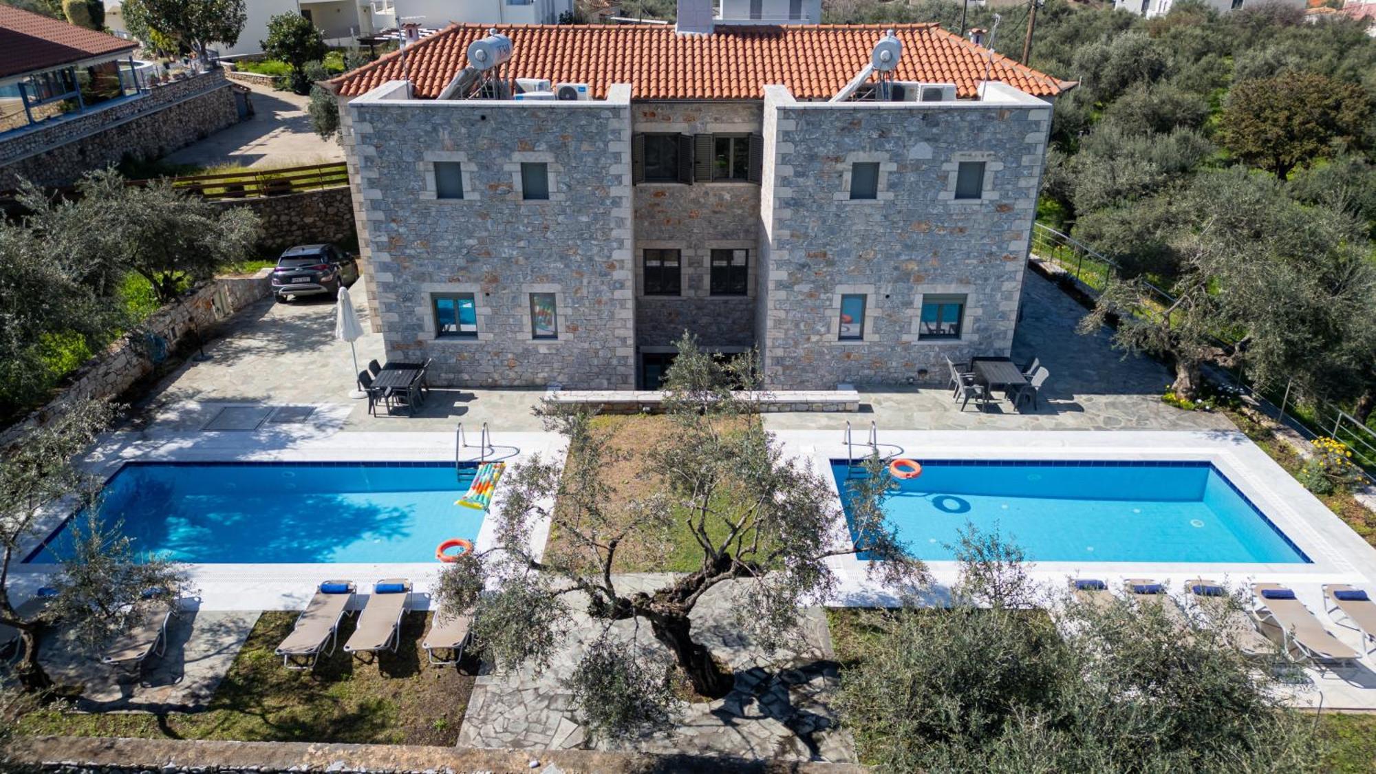 Torri Di Pietra Villa Stoúpa Exterior photo
