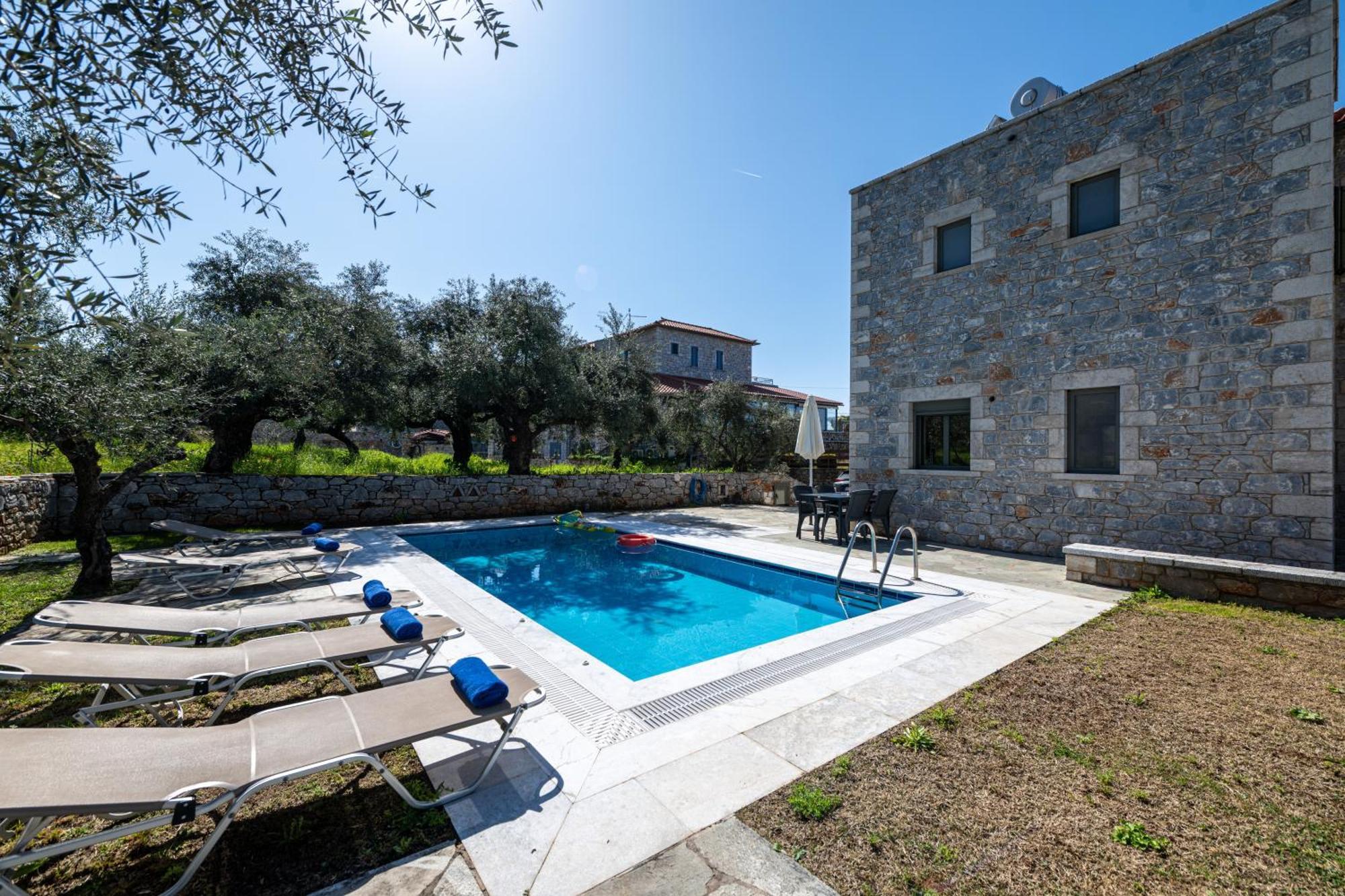 Torri Di Pietra Villa Stoúpa Room photo